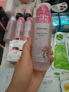 Nước hoa hồng mamonde