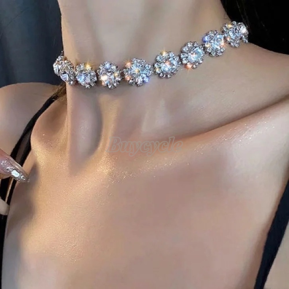 Vòng cổ Mặt Hoa Đính Đá Thời Trang Ngọt Ngào Cho Nữ