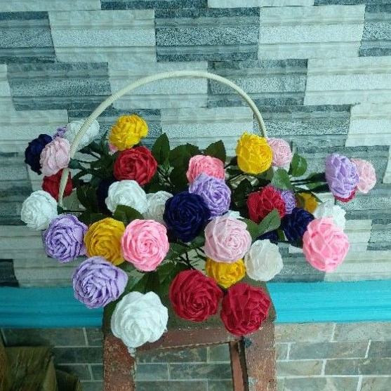 Hoa hồng giấy nhún handmade