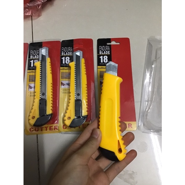 Dao trổ - dao rọc giấy cỡ lớn