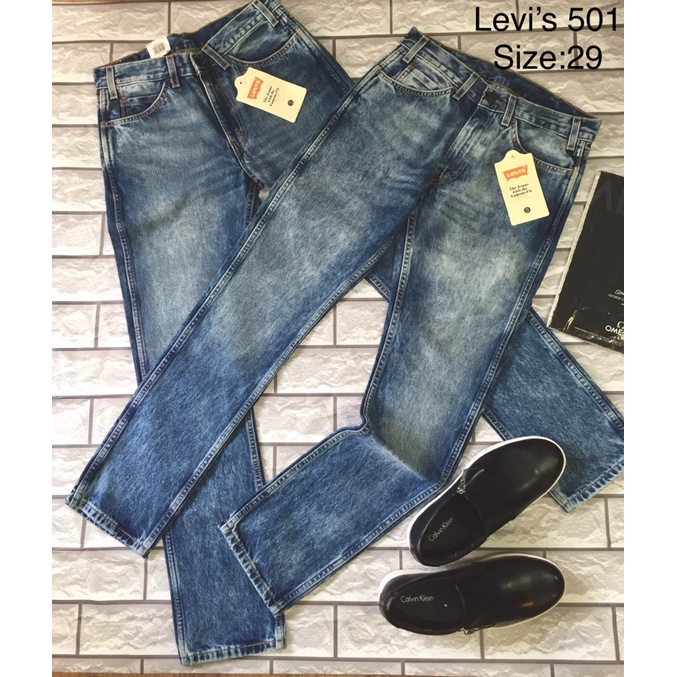 Quần jean LEVI'S chính hãng xách tay , hình thật hành thật do shop tự chụp , mẫu trend hót nhất hiện nay nhaa mấy ae