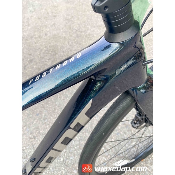 Xe đạp GIANT FASTROAD ADV 1 - 2022