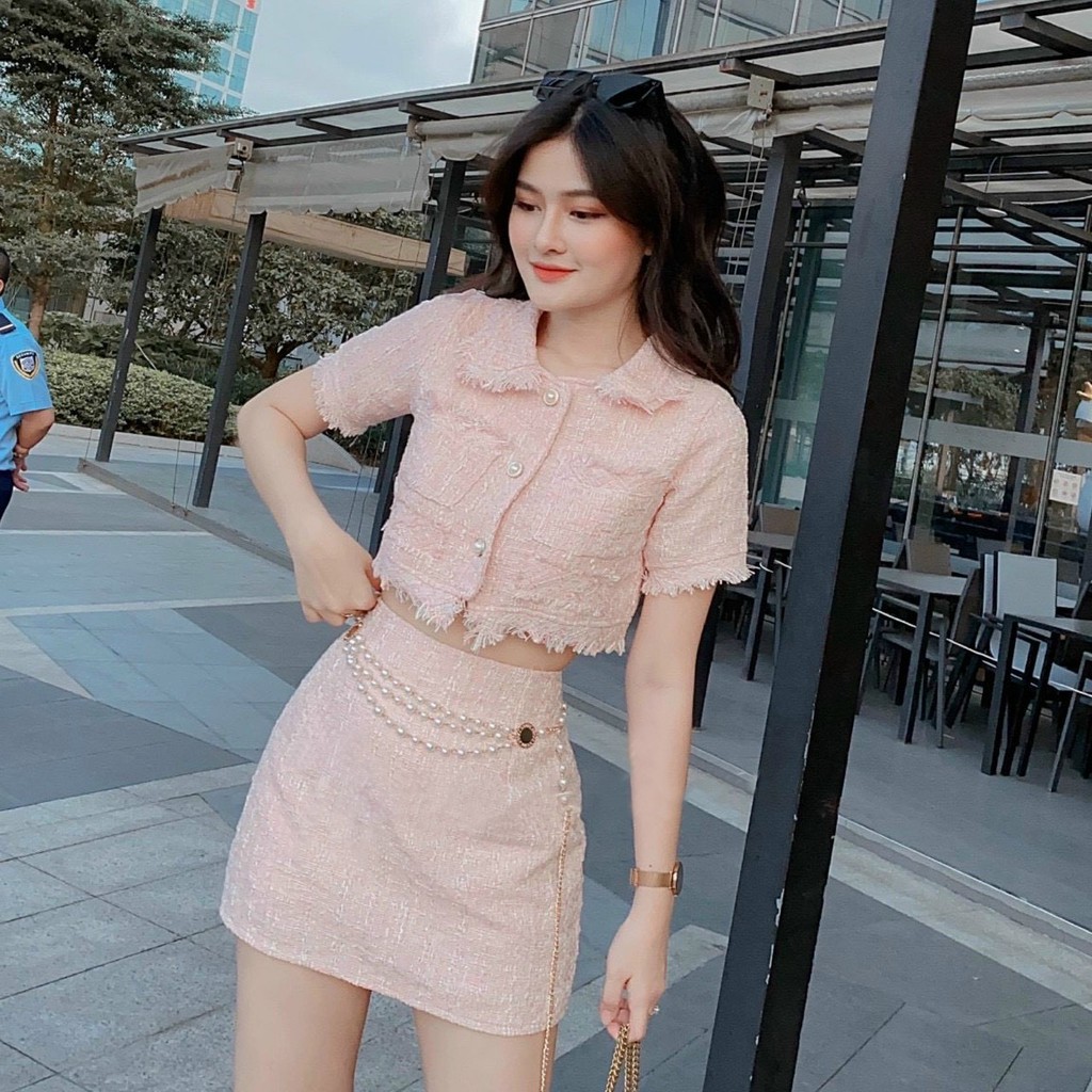 [DA01] Set Croptop Tay Ngắn Cổ Sơ Mi Nút Ngọc Kèm Chân Váy, (Không Bao Gồm Xích Belt) - Vải Dạ - 3 Màu Xanh, Hồng, Nude