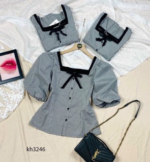 Áo tay bồng kẻ