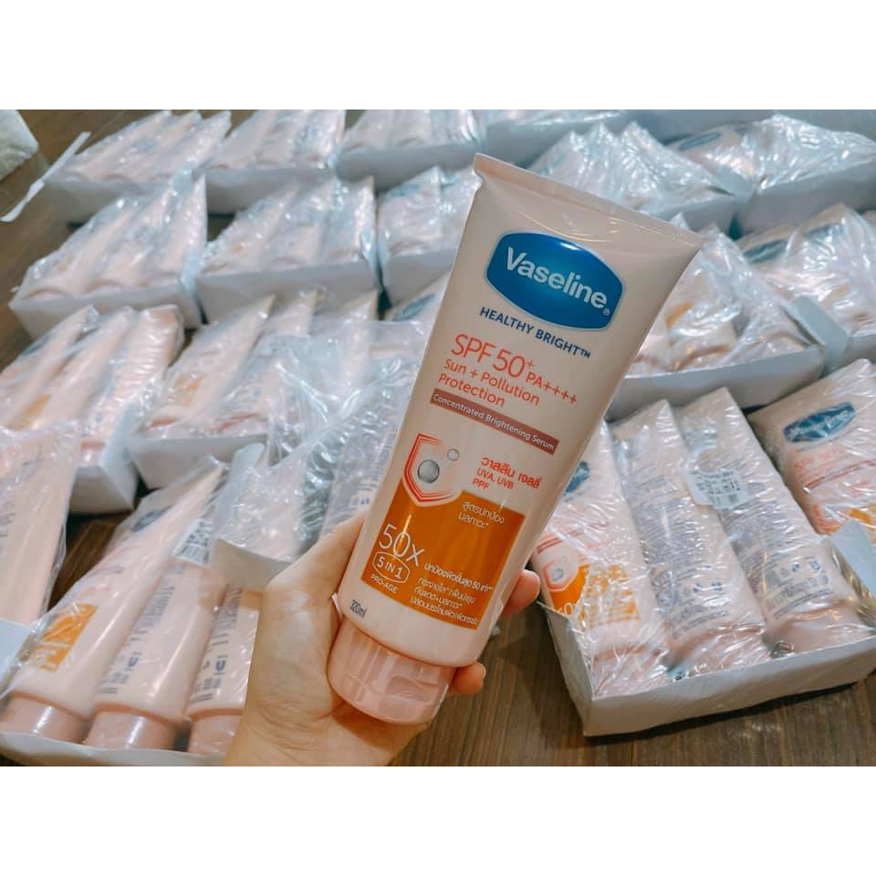 Sữa Dưỡng Thể Trắng Da, Chống Nắng VASELINE 50X SPF 50+ PA++++ THÁI LAN 300ml