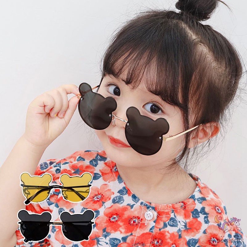 Kính mát hình gấu nhiều màu đáng yêu cho bé trai bé gái