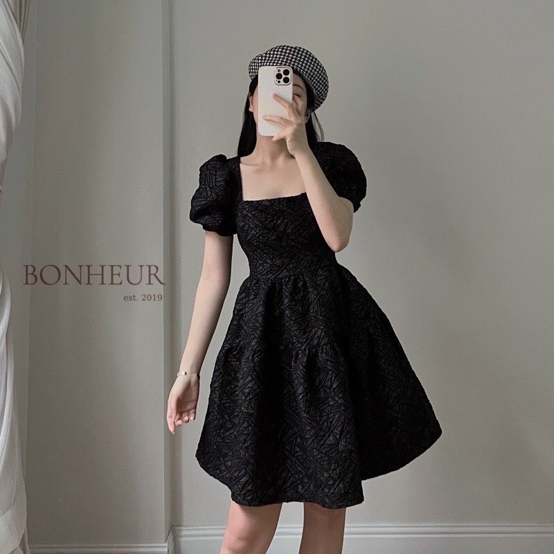Đầm babydoll nữ gấm hở lưng thắt nơ sau chất XỐP- váy tiểu thư dáng xòe cổ vuông tay bồng gấm xốp phogn cách ulzzang