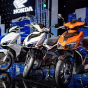 ỐP TAY LÁI AIR BLADE 125