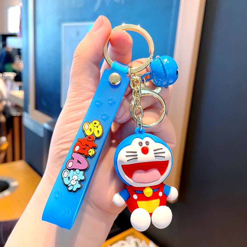 Móc khóa xe hơi hình Doraemon hoạt hình đáng yêu