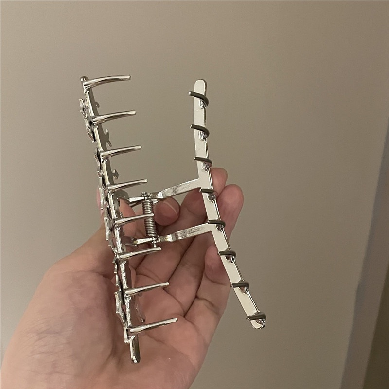 Kẹp tóc kim loại đơn giản thời trang cho nữ