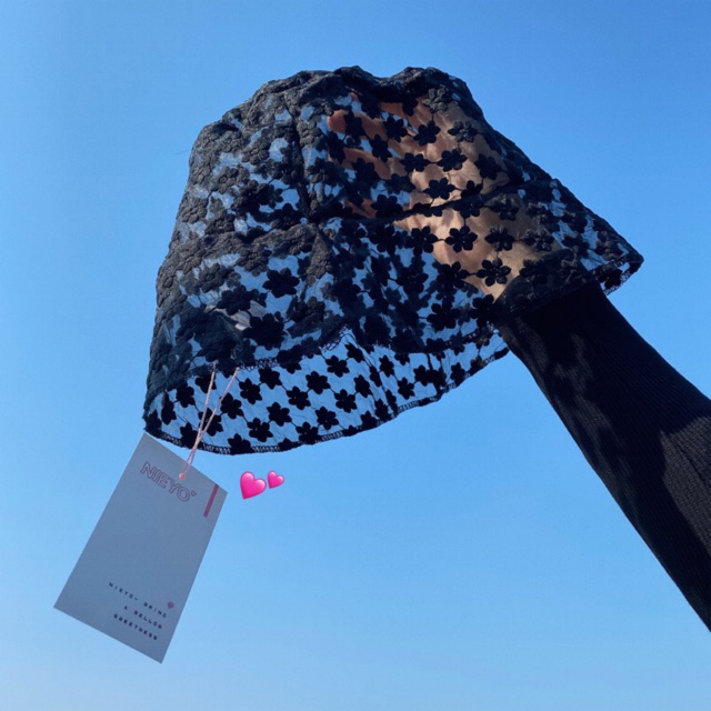 Lace Flower Bucket