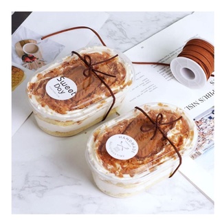 Hộp Oval đựng bánh mouse, tiramisu