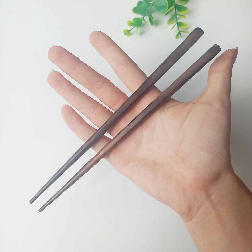 Đũa Gỗ Trắc Đen 19cm Tập Ăn Cho Bé, Đũa Ngắn Decor Trang Trí Chụp Ảnh Của Vitrapro