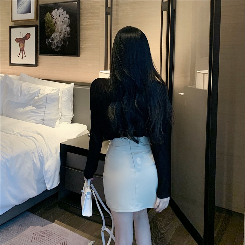 Chân váy da PU xẻ tà lưng cao thời trang năng động