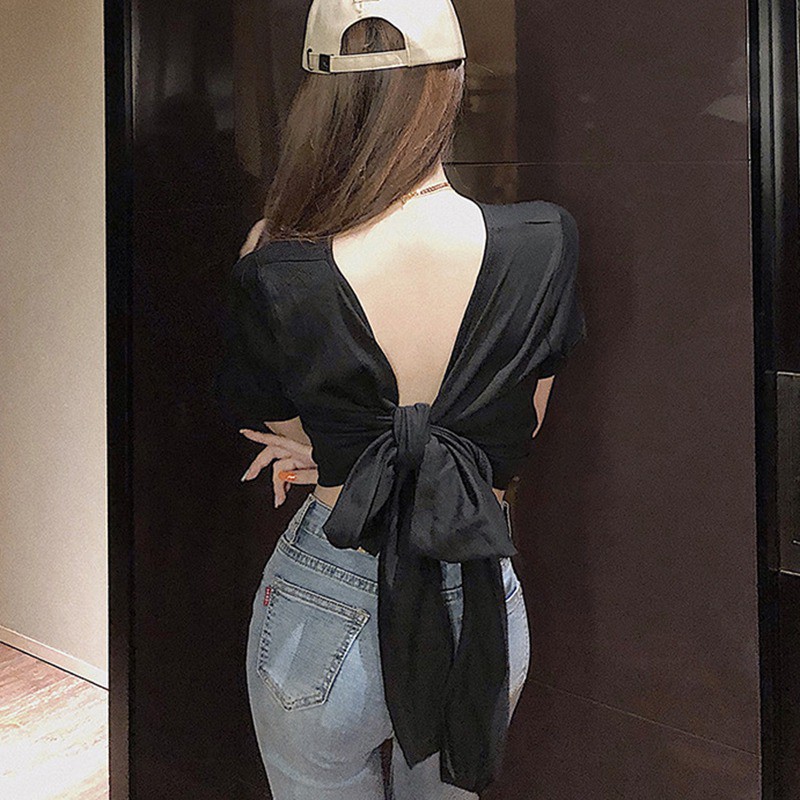 Áo Croptop tay ngắn cổ chữ V thiết kế hở lưng quyến rũ