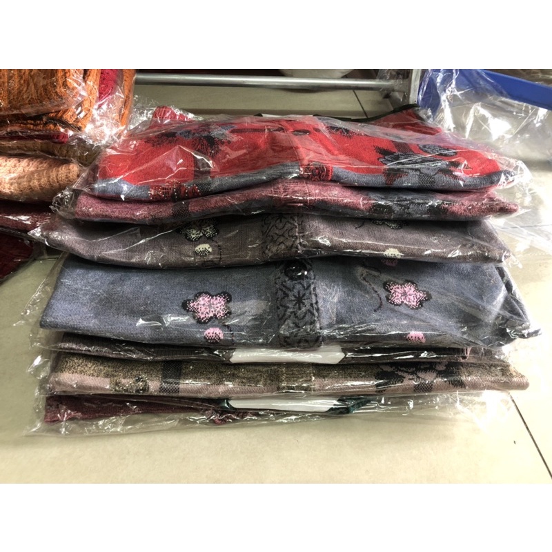 Áo len gài nút trung niên!!!!