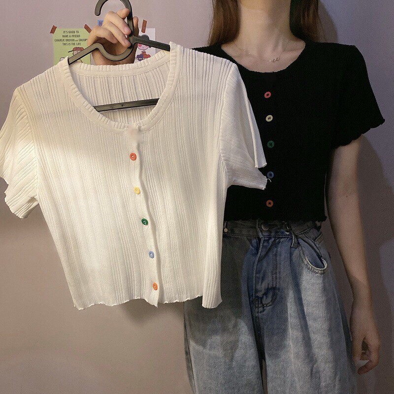 Áo thun Croptop body cuốn biên phối cúc màu