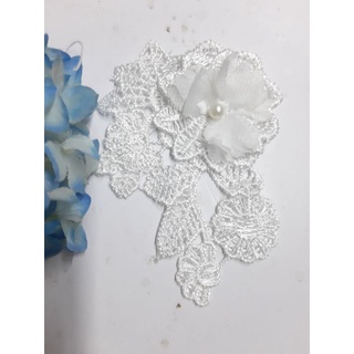 Miếng hoa thêu trắng đắp váy áo
