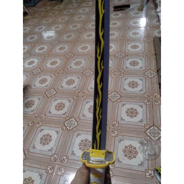 Kiếm Nhật phát sáng vip