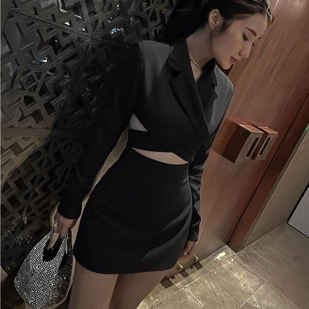 Set Áo croptop blazer vạt chéo kèm chân váy cạp cao tôn dáng - by SGGz