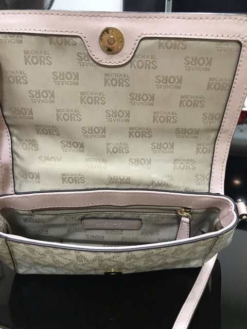 Túi Michael Kors Logo