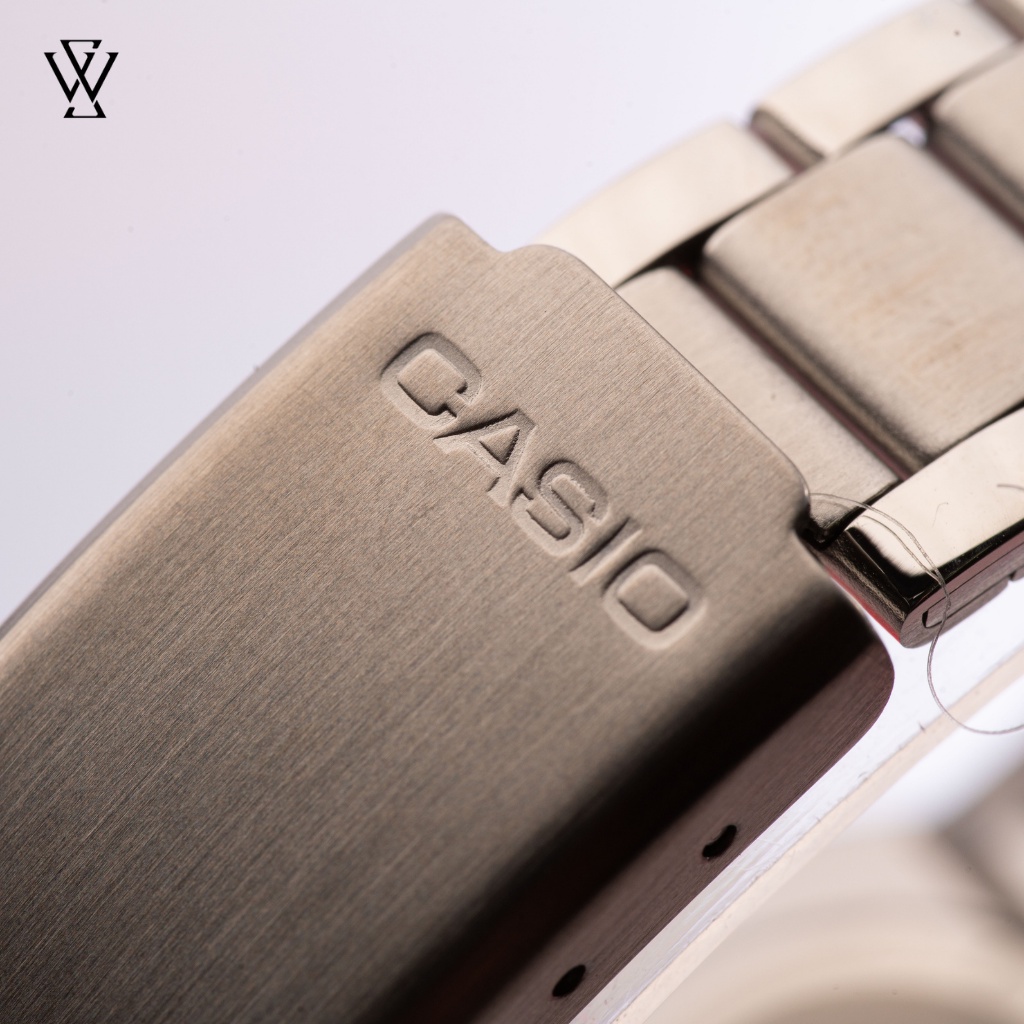 Đồng Hồ Quartz Nữ Casio WATCHSTORE LTP-VT01D-1BUDF Thiết Kế Kính Khoáng 34mm, Dây Kim Loại Và Vỏ Thép Không Gỉ