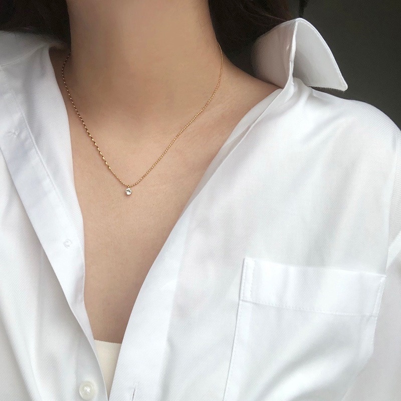 Dây Chuyền Bằng Thép Titan Đính Kim Cương Nhân Tạo Màu Vàng Thời Trang