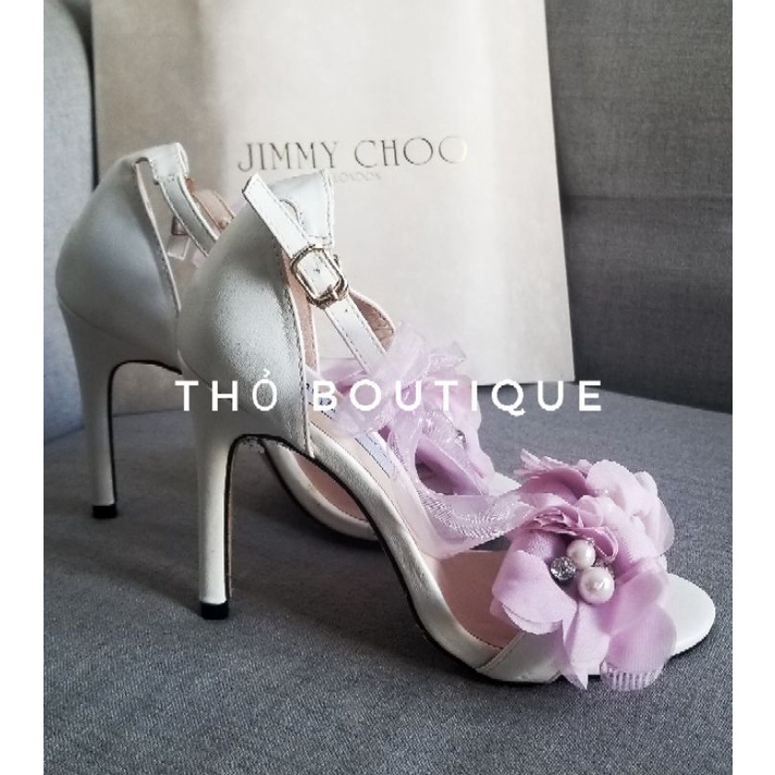Giày sandal cao gót Jim.my Ch.oo limited edition xuất Âu xịn trắng da mềm quai ngang đính hoa tím 9cm size 37 38 39