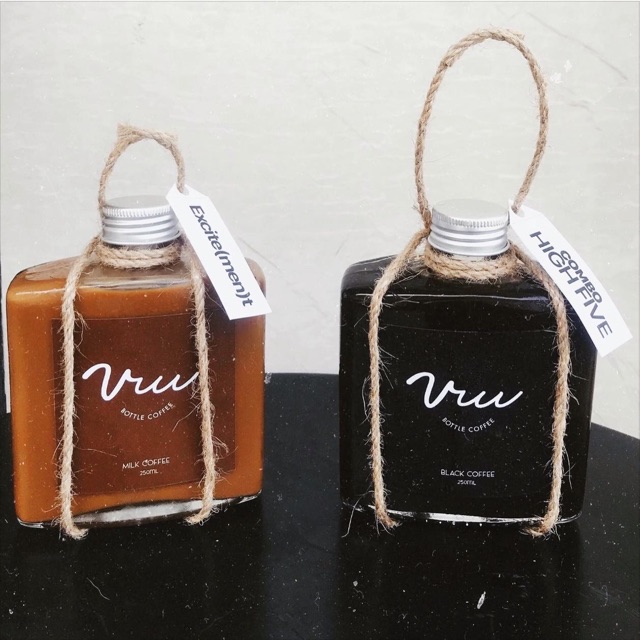 Chai thuỷ tinh vuông dẹp/ vuông suông 250ml nắp nhôm