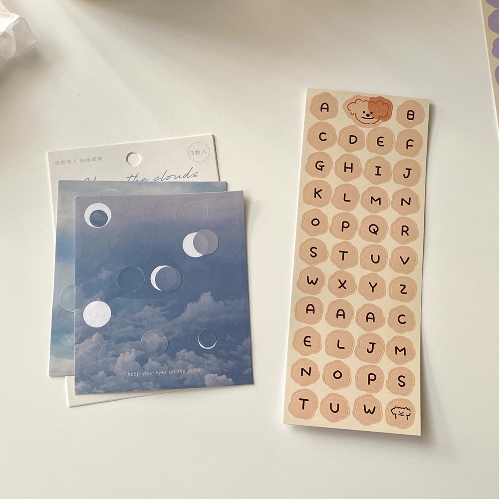 Sticker chữ cái cute font chữ dễ thương STI58 sticker chữ tiếng anh viền hoa trang trí sổ- BÚT ĐẸP