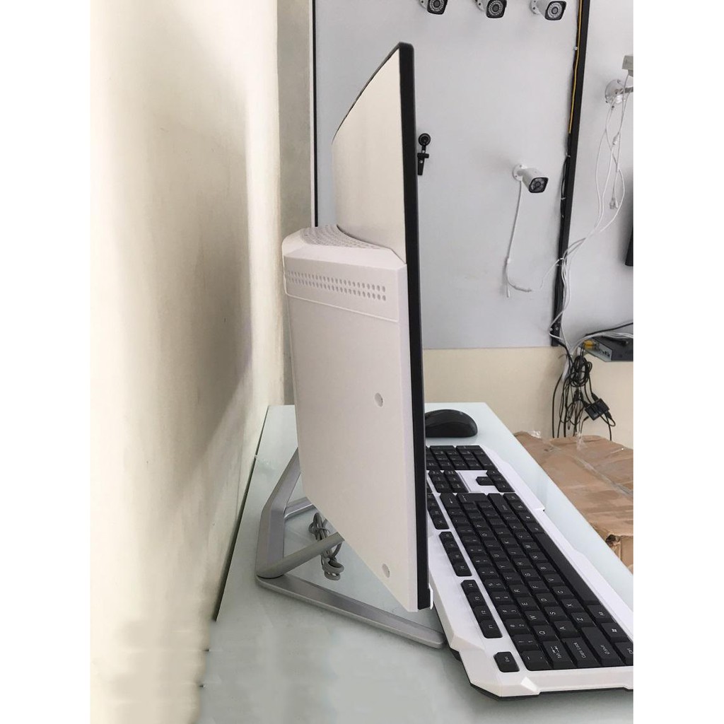 Màn hình cong 24 full view, CPU intel i3 2100 (3.1Ghz) , Ram DDR3 4G/1600, SSD 240G, Chipset H61 (wifi+ key mouse) | BigBuy360 - bigbuy360.vn