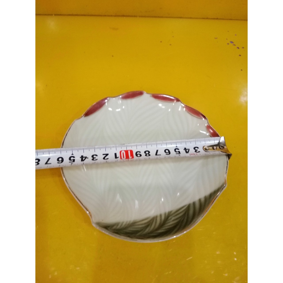 Đĩa sứ hình con sò nội địa Nhật, size 16cm (mã 926)