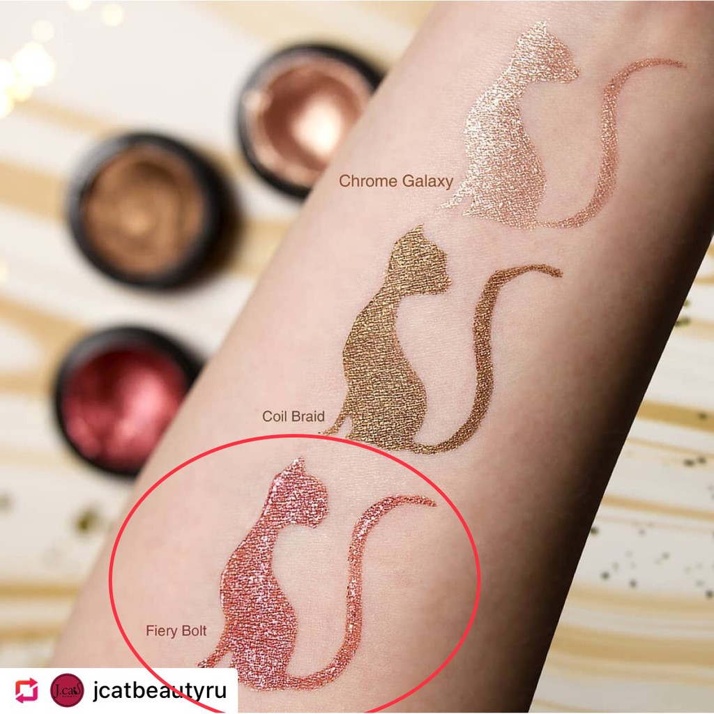 Nhũ mắt JCat Pris Metal Mousse Eyeshadow