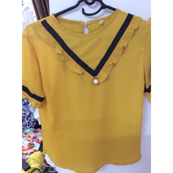 Áo sơmi trắng khách chốt live 5/10