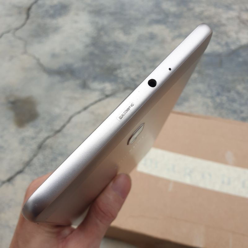 [Đầy đủ phụ kiện] Máy tính bảng Samsung Tab A 8.0 T385, 4G+Wifi, ROM 16GB, RAM 2GB, hàng 99% | BigBuy360 - bigbuy360.vn