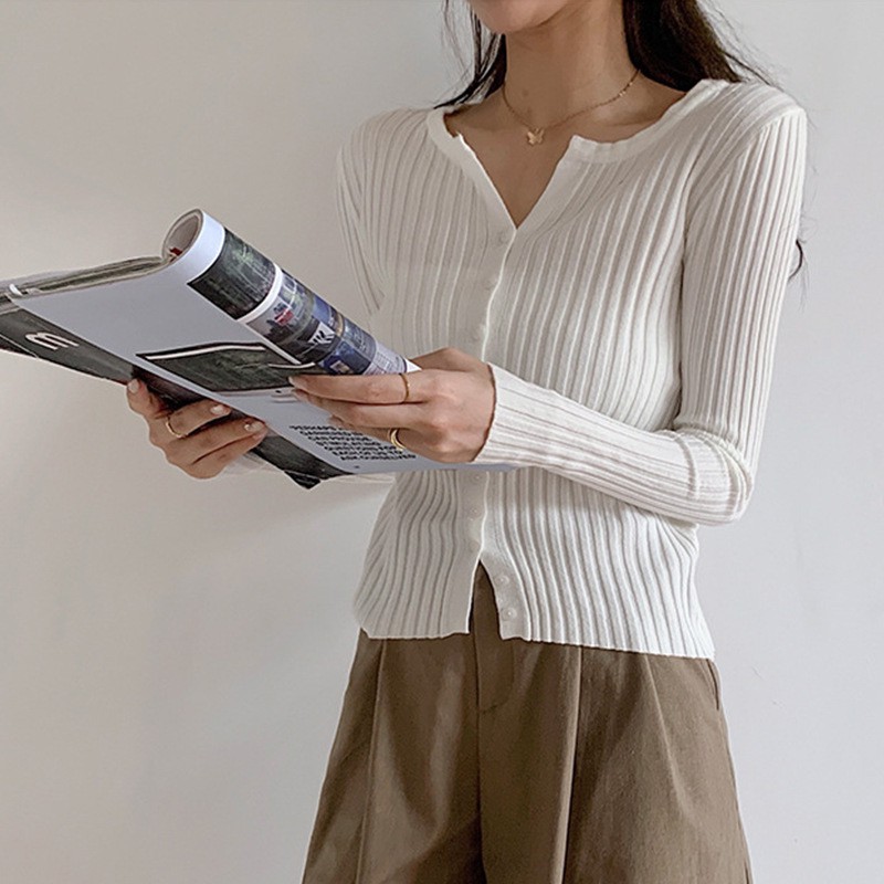 [Mã FAGREEN1505 giảm 10% tối đa 30K đơn 99K] Áo mini cardigan gân cổ xẻ - AT2020