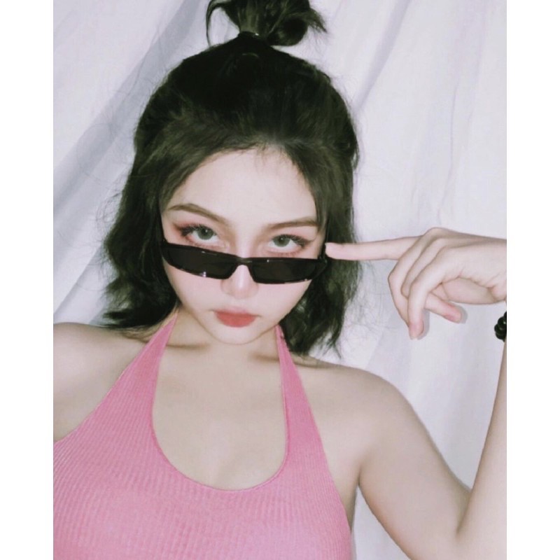 Kính râm đen nhỏ hottrend