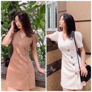 Đầm cổ V nút xéo