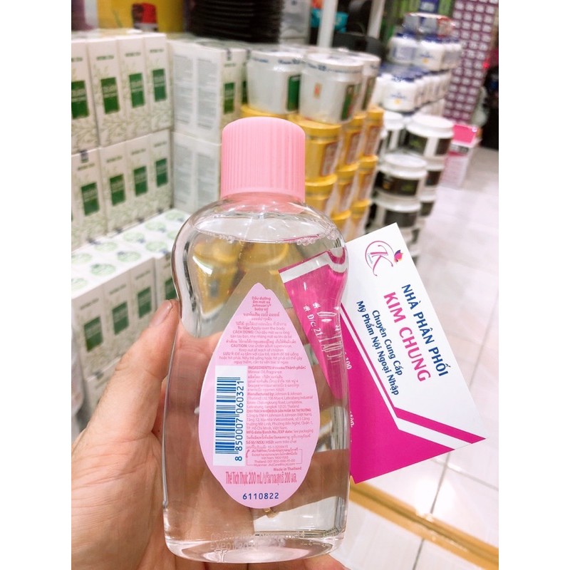 Dầu Massage & Dưỡng Ẩm Johnson’s Baby Oil 200ml
