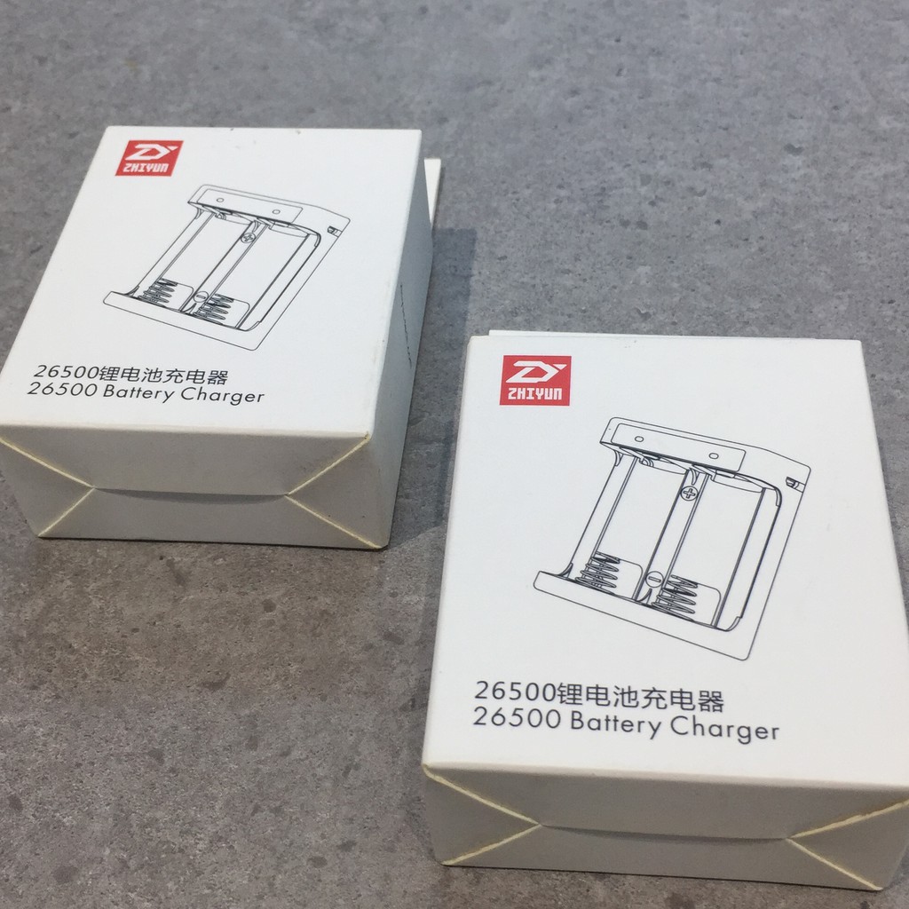  Bộ sạc pin Zhiyun -Tech 26500 cho crane v2, crnae plus