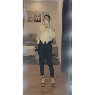 Áo sơ mi cổ nơ