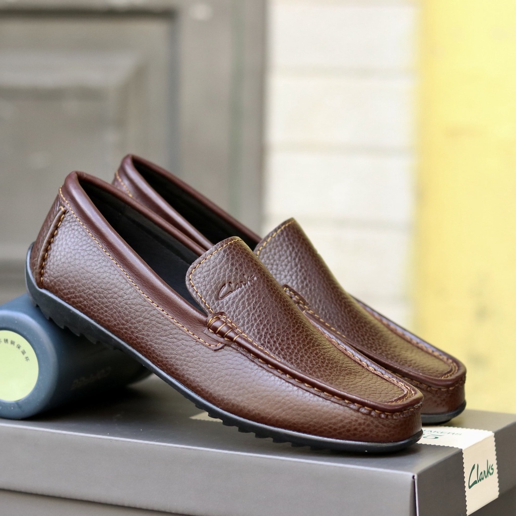 Giày Clarks GCL-02 Nhập khẩu Thailand chính hãng . Da bò thật 100%, bảo hành chính hãng lên đến 24 tháng