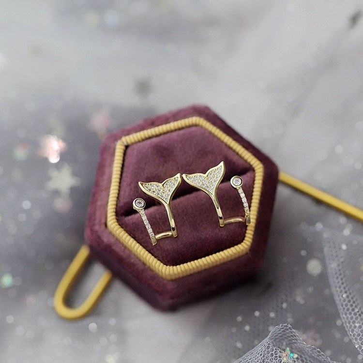 Bông Tai Đuôi Cá Đính Kim Cương Giả Phong Cách Hàn Quốc Cho Nữ