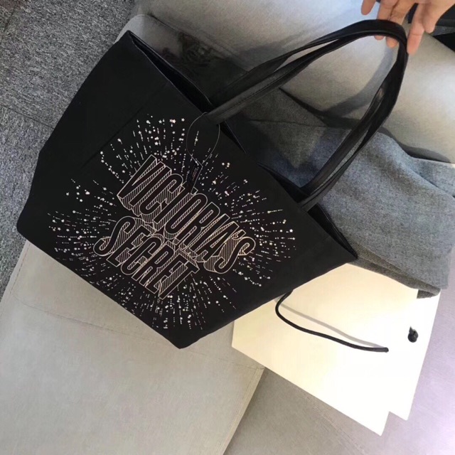 TÚI XÁCH VIC SIZE TO