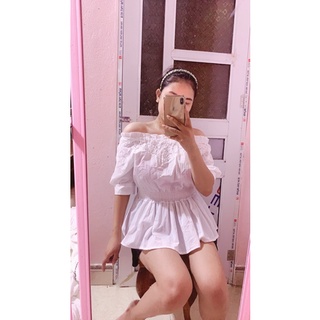 Sơ mi trắng ren