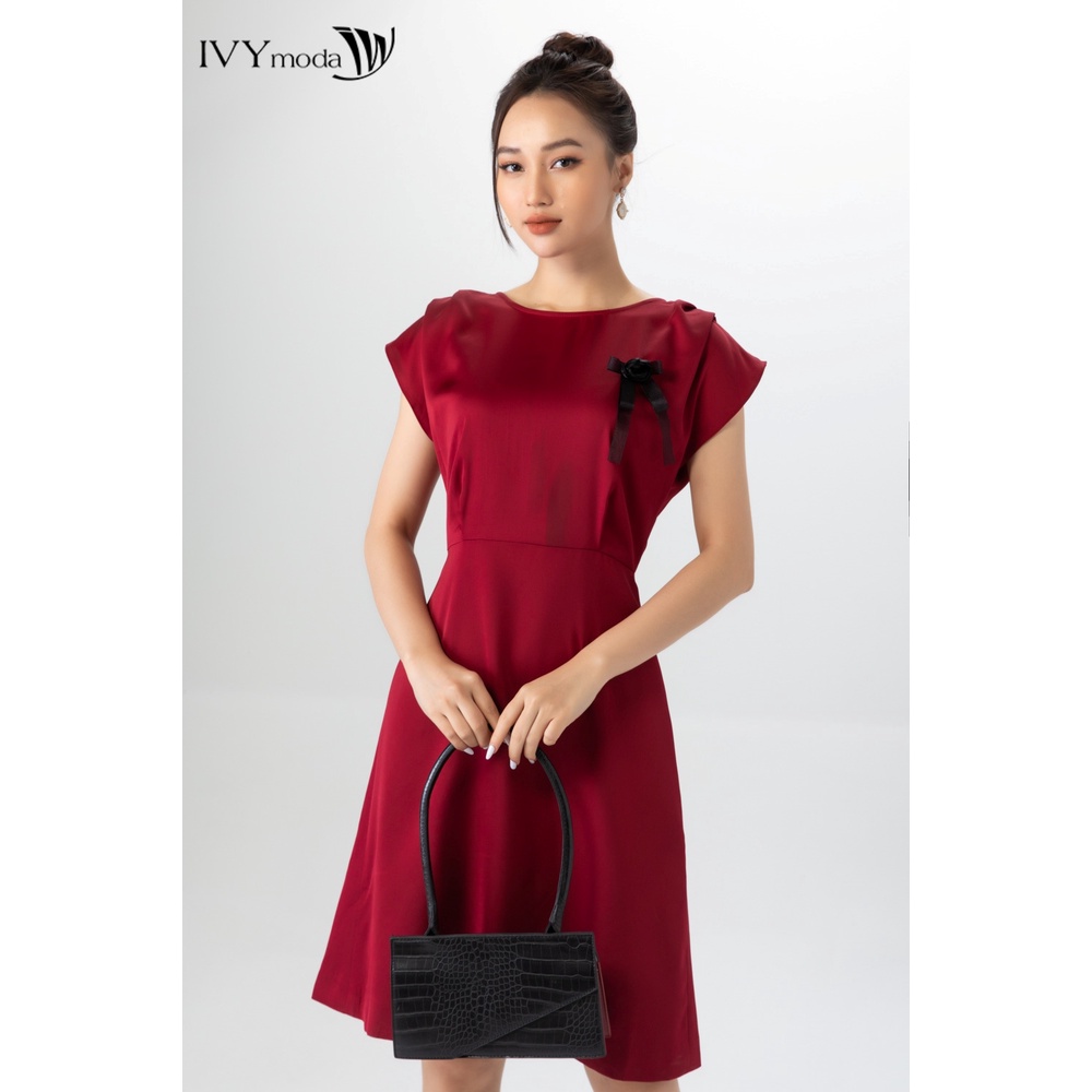 Đầm lụa nữ dáng xòe IVY moda MS 48M6678