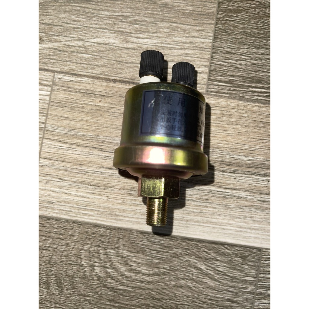 Sản phẩm gia đình làm: Núm báo dầu thân to phi 10