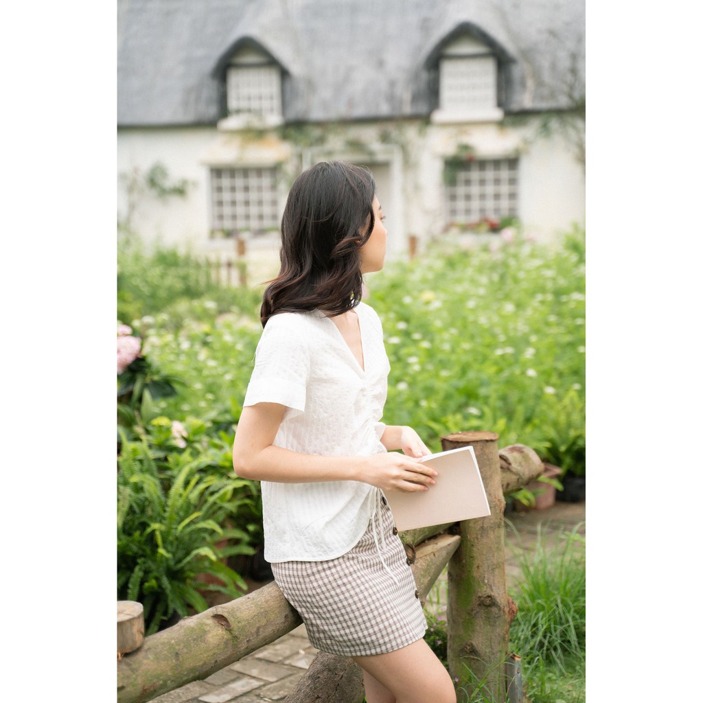 [Mã FAXANH55 giảm 10K đơn 50K] Chân Váy Kẻ Cúc Gỗ[Madelen] | BigBuy360 - bigbuy360.vn