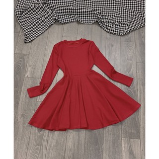 Váy đỏ xoè tay dài(sẵn tại shop )