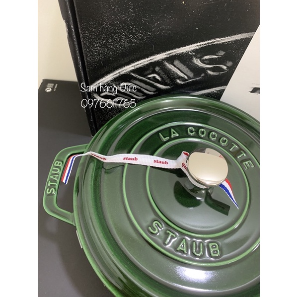 NỒI GANG STAUB COCOTTE basil green 24cm màu xanh húng chính hãng đủ bill